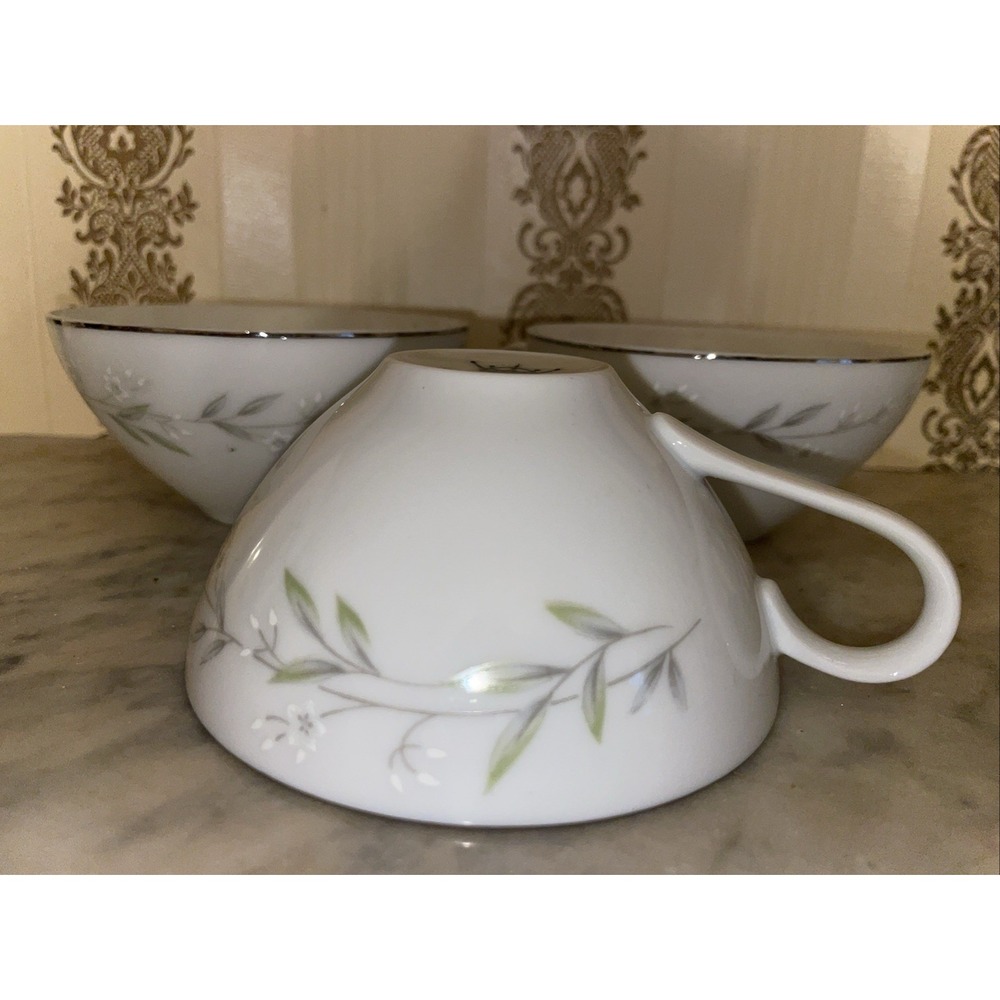 St Regis Fine China Coffee/Tea Cup ONLY 101‎ White Floral, Silver Japan Set of 3